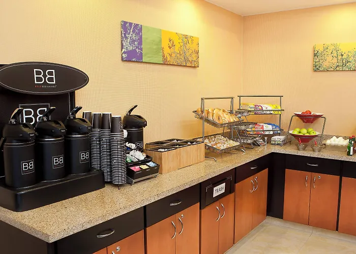 Hotel Fairfield By Marriott Decatur 3*